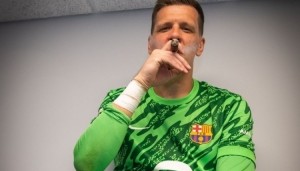 救场救成大腿什琴斯尼本已退役，复出助巴萨夺3冠&amp;今再续2年