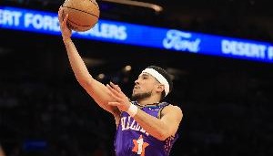 全明星改革失败！布克：勇于承认不足并做出改变 这至关重要